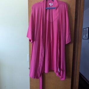2 Bath & Body Works Soft Pink Fleece And Light Robe